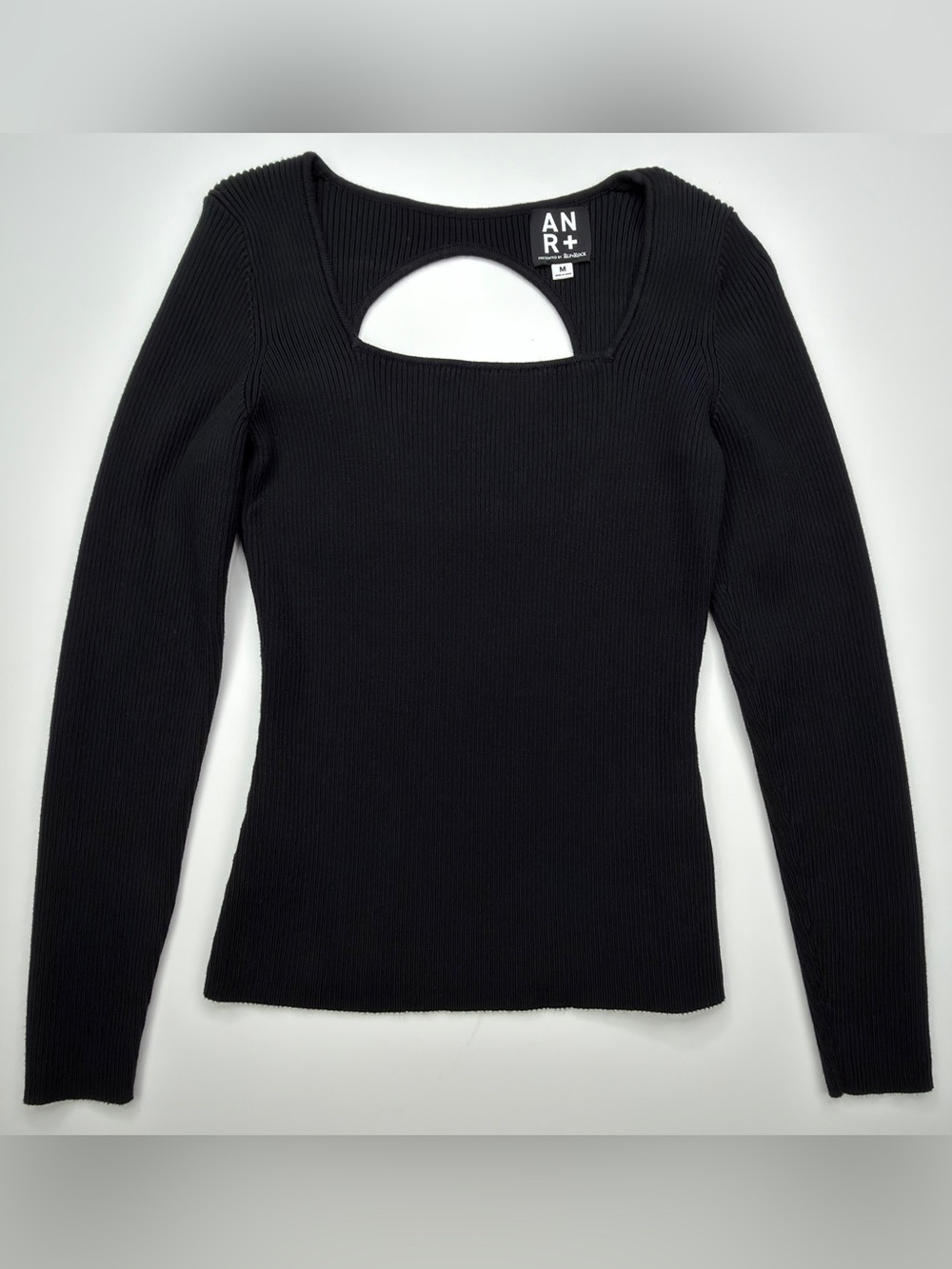 ANR+ Alp N Rock Black Ribbed Long-Sleeve Sweater Keyhole EUC sz M